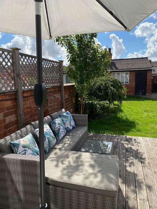 Spacious Victorian Townhouse With Cathedral Views Lincoln Esterno foto
